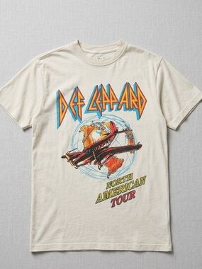 White Graphic North American Tour T-Shirt Def Leppard VTG Mens Medium